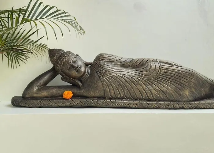 Ayu Padang 02 Villa *